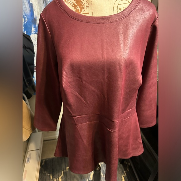 Classic 3/4-Sleeve Crew-Neck Scuba Peplum Top - Picture 3 of 5